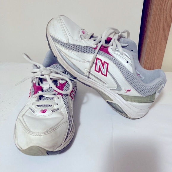 New Balance Womens Walking 846 8d Or 8 